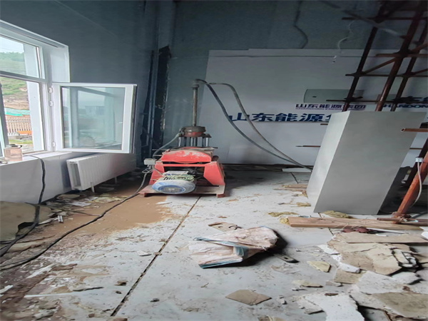 东乡地基基础下沉墙体裂缝加固注浆顶升施工